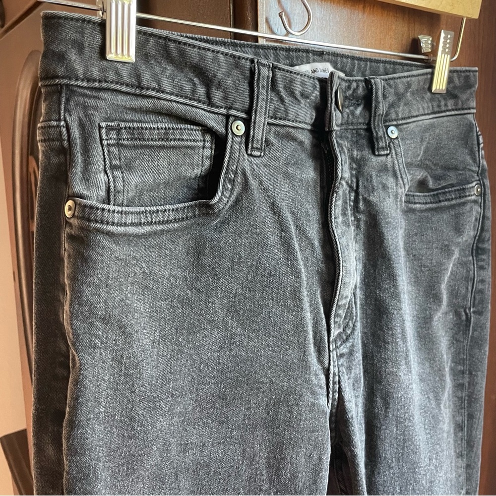 Elizabeth and James vintage black straight leg denim jeans size 8